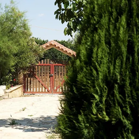 Country house Agrotospita Country *