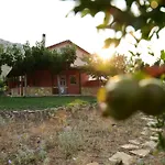Agrotospita Country