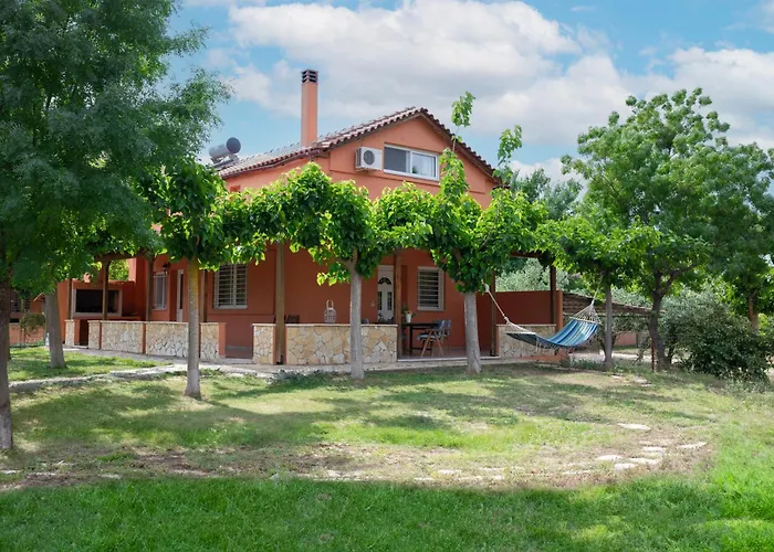 Lantställe Agrotospita Country