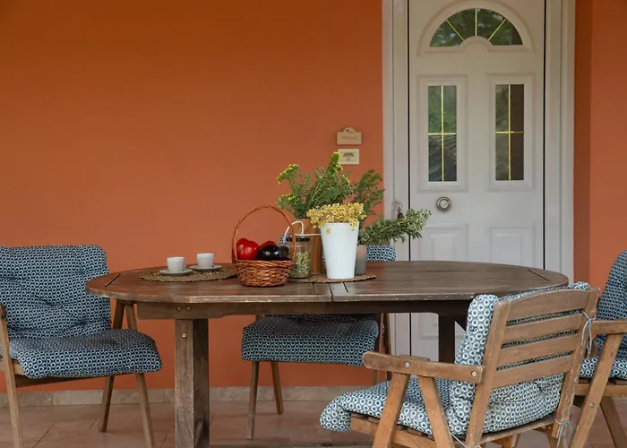 Agrotospita Country 乡村民宿 *