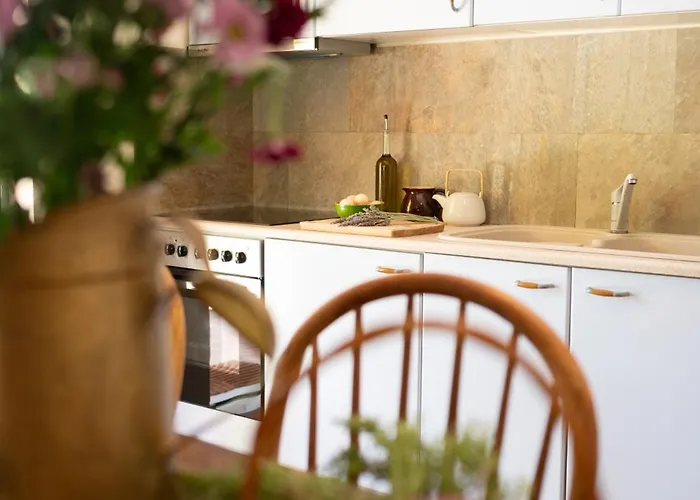 Agrotospita Country *